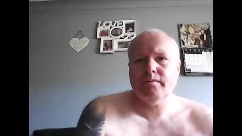hornyguy19781978 online show from 05.09.26