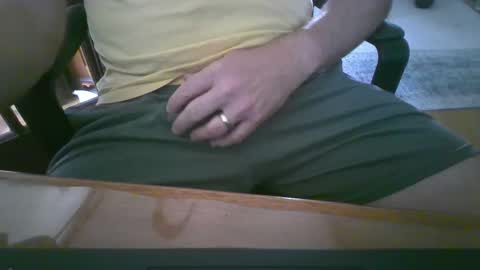 Snapshot of hornyhubby1001 chatting on 09.26.25 hornyhubby1001 online show from 09.26.25