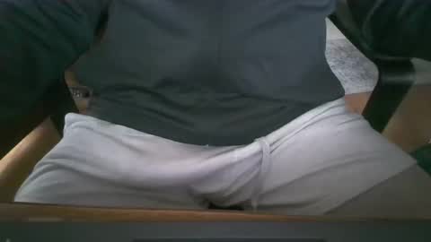 Snapshot of hornyhubby1001 chatting on 11.20.25 hornyhubby1001 online show from 11.20.25