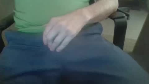 Snapshot of hornyhubby1001 chatting on 11.24.25 hornyhubby1001 online show from 11.24.25