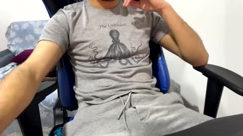 hornylatino229 online show from 02.19.25