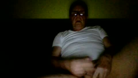Snapshot of hornyoldman2558 chatting on 06.21.26 hornyoldman2558 online show from 06.21.26