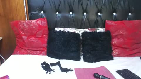 hornysnowie23x online show from 10.20.25