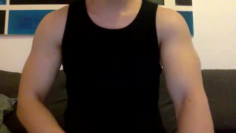 Snapshot of hornyspaniard93 chatting on 06.20.26 hornyspaniard93 online show from 06.20.26