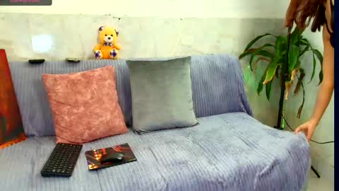 Snapshot of hornytwosomexxx chatting on 10.12.25 hornytwosomexxx online show from 10.12.25