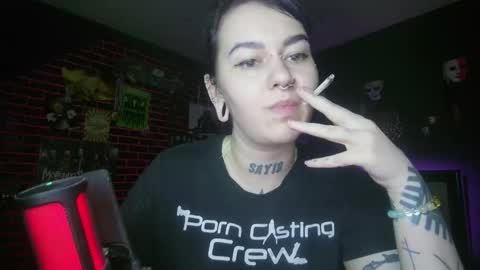 Snapshot of horror_circus chatting on 11.06.25 Messalina Horror online show from 11.06.25