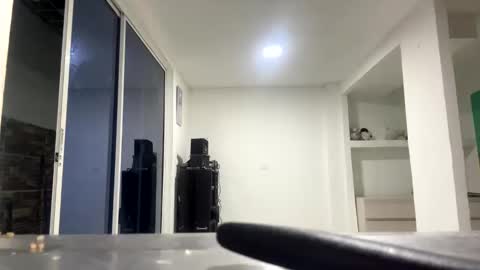 Snapshot of hot2512 chatting on 02.25.25 hot2512 online show from 02.25.25