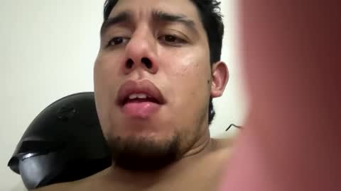 Snapshot of hot2512 chatting on 02.27.25 hot2512 online show from 02.27.25