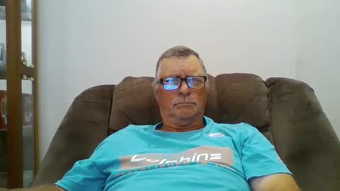 hot4tightholes online show from 10.22.25