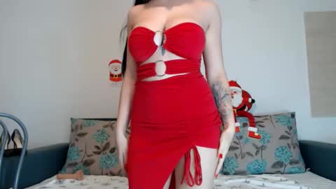 Sarah online show from 12.22.25