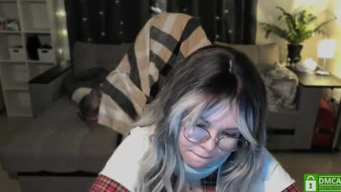   online show from 12.05.24