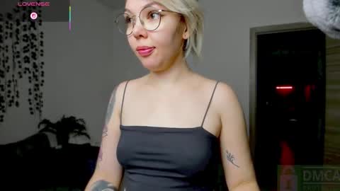   online show from 10.27.25