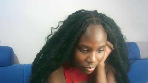 Snapshot of hot_berry2003 chatting on 09.10.25 Millie online show from 09.10.25