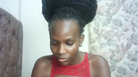 Snapshot of hot_berry2003 chatting on 10.16.25 Millie online show from 10.16.25