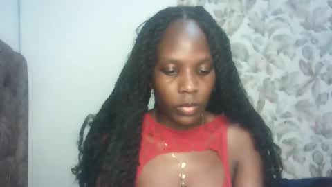 Snapshot of hot_berry2003 chatting on 11.04.25 Millie online show from 11.04.25