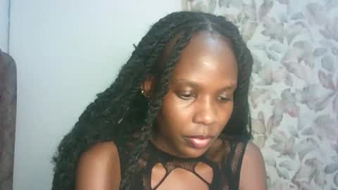 Snapshot of hot_berry2003 chatting on 11.09.25 Millie online show from 11.09.25