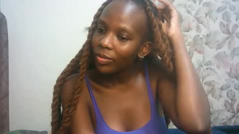 Snapshot of hot_berry2003 chatting on 12.14.25 Millie online show from 12.14.25