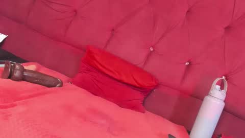 hot_boobiesbitch online show from 11.23.25