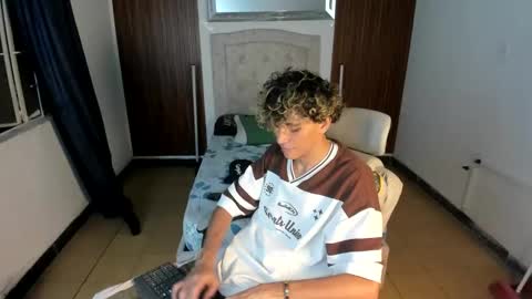 hot bunny online show from 11.15.25