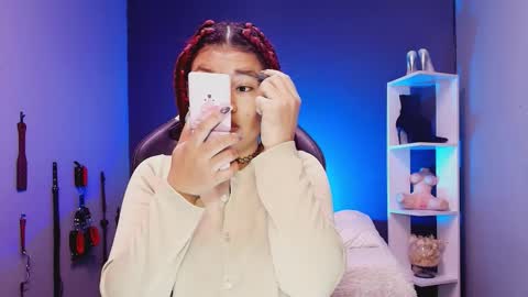 hot chocolate 4u online show from 11.27.25