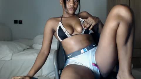 sonia  mis choco online show from 08.01.26