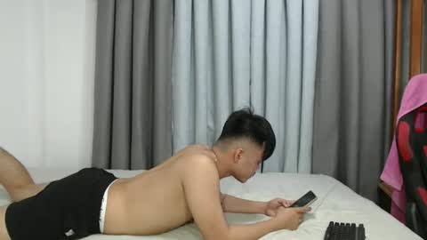 Snapshot of hot_emmanuel chatting on 10.18.25 hot_emmanuel online show from 10.18.25