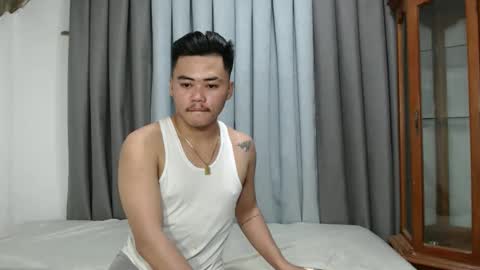 Snapshot of hot_emmanuel chatting on 10.19.25 hot_emmanuel online show from 10.19.25