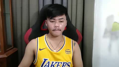 Snapshot of hot_emmanuel chatting on 10.26.25 hot_emmanuel online show from 10.26.25