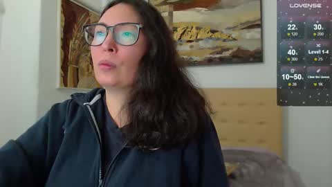 Halle online show from 11.01.25