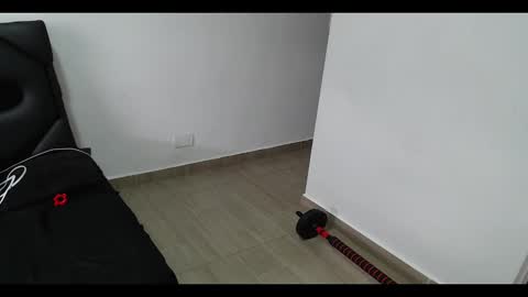 Snapshot of hot_mommymia chatting on 02.25.25 Mia online show from 02.25.25