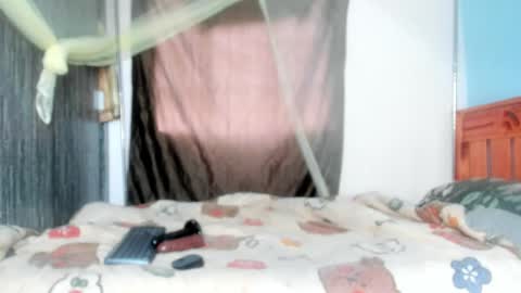 hot_moxie online show from 11.14.25