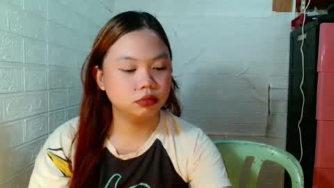 Snapshot of hot_selenaxx chatting on 11.28.25 Selena online show from 11.28.25