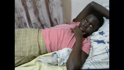 hot_shawrry online show from 03.04.25