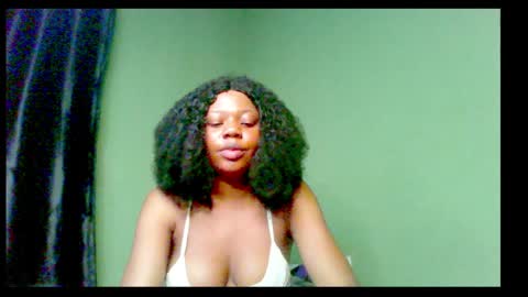 Snapshot of hot_stellaa chatting on 01.20.25 Stella online show from 01.20.25