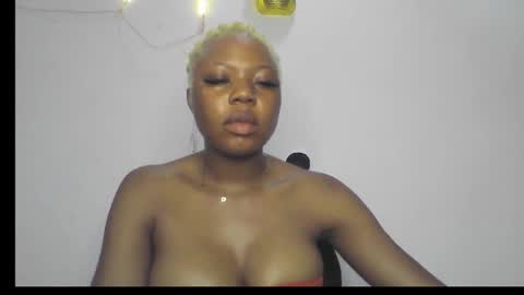 Snapshot of hot_stellaa chatting on 09.20.25 Stella online show from 09.20.25