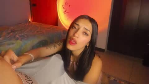 Snapshot of hot_weedlover chatting on 11.28.25 KATE and JEFF online show from 11.28.25