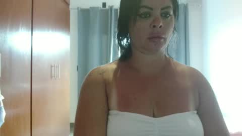 Snapshot of hot_wiffe chatting on 04.06.26 couple without tabus online show from 04.06.26