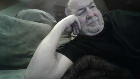 Snapshot of hotandhornyxxx1 chatting on 02.04.25 Hot and Horny online show from 02.04.25