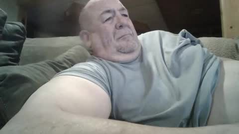 Snapshot of hotandhornyxxx1 chatting on 03.04.25 Hot and Horny online show from 03.04.25