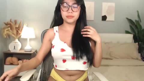 Snapshot of hotasian_gabby69 chatting on 02.02.26 hotasian_gabby69 online show from 02.02.26