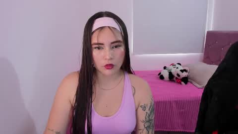 Snapshot of hotbbcwife chatting on 01.13.26 lesly and ander online show from 01.13.26