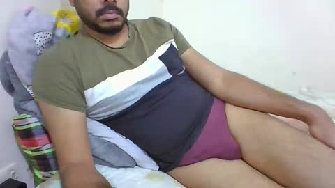 Snapshot of hotboy8677 chatting on 12.23.25 Hotboy8677 online show from 12.23.25