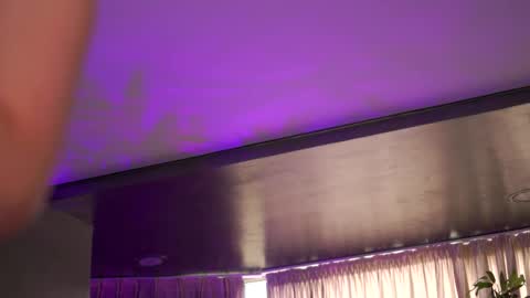 Snapshot of hotbustybabex chatting on 10.26.25 Anais online show from 10.26.25