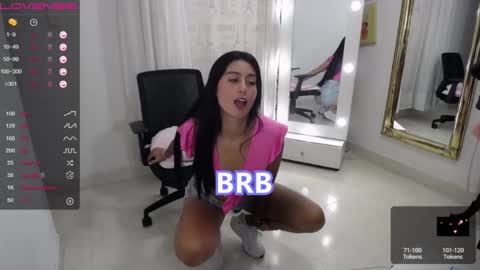 Snapshot of hotcandy87 chatting on 10.30.25 SECRET ROOM shhhhhh make me very happy link AMAZON online show from 10.30.25