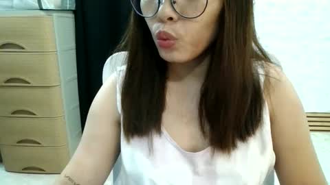 hotchick2099 online show from 03.27.26
