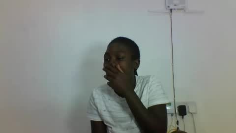 VICTORIA online show from 09.11.25