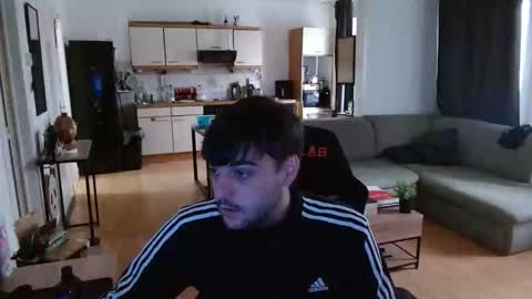 Snapshot of hotfilled chatting on 10.18.25 Mephisto667 online show from 10.18.25