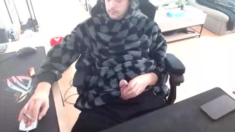 Snapshot of hotfilled chatting on 11.09.25 Mephisto667 online show from 11.09.25