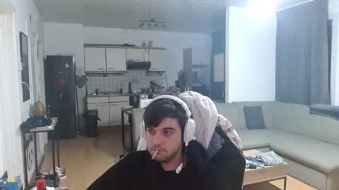 Snapshot of hotfilled chatting on 04.04.26 Mephisto667 online show from 04.04.26