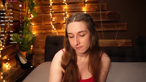 Snapshot of hotfrecklesgirl chatting on 02.04.26 hotfrecklesgirl online show from 02.04.26